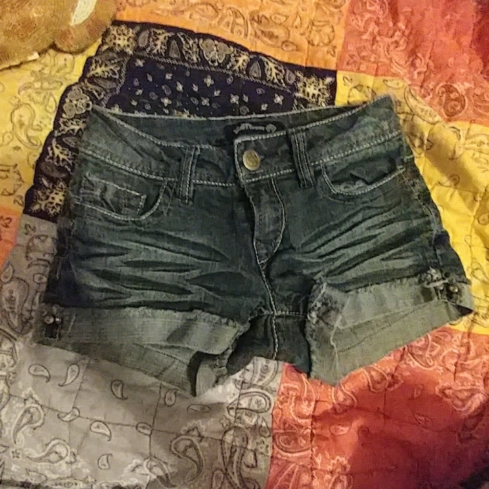 2/8 Wallflower short shorts sz1 demin rhinestones